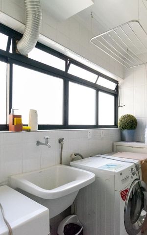 Apartamento para alugar com 130m², 3 quartos e 3 vagas Apartamento para alugar com 130m², 3 quartos e 3 vagasÁrea de Serviço
