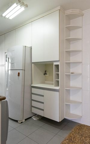 Apartamento para alugar com 130m², 3 quartos e 3 vagas Apartamento para alugar com 130m², 3 quartos e 3 vagasCozinha
