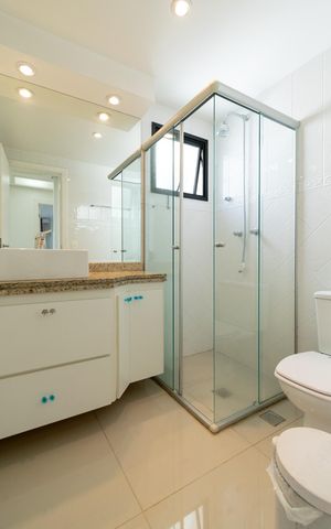 Apartamento para alugar com 130m², 3 quartos e 3 vagas Apartamento para alugar com 130m², 3 quartos e 3 vagasBanheiro Social