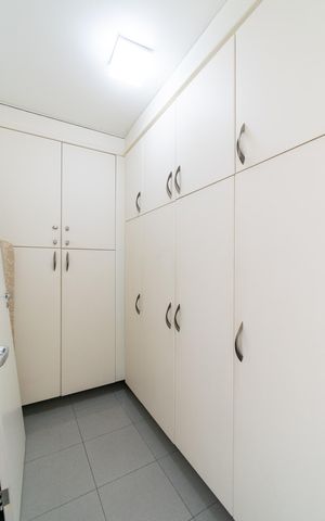 Apartamento para alugar com 130m², 3 quartos e 3 vagas Apartamento para alugar com 130m², 3 quartos e 3 vagasQuarto de Serviço