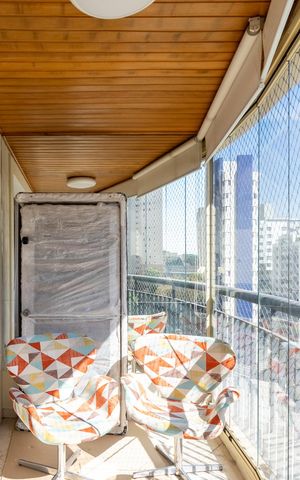 Apartamento para alugar com 130m², 3 quartos e 3 vagas Apartamento para alugar com 130m², 3 quartos e 3 vagasVaranda