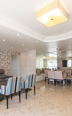 Apartamento para alugar com 130m², 3 quartos e 3 vagas Apartamento para alugar com 130m², 3 quartos e 3 vagasSala