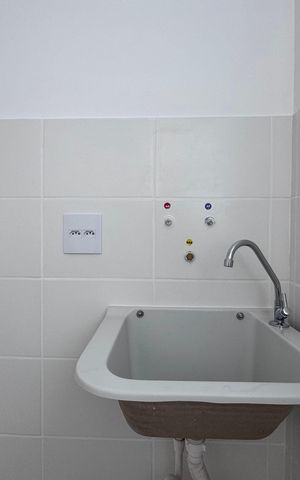 Apartamento para alugar com 45m², 2 quartos e 1 vaga Apartamento para alugar com 45m², 2 quartos e 1 vagaCozinha e Área de Serviço