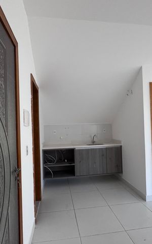 Casa de condomínio à venda com 662m², 4 quartos e 2 vagas Casa de condomínio à venda com 662m², 4 quartos e 2 vagasSótão