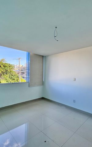 Casa de condomínio à venda com 662m², 4 quartos e 2 vagas Casa de condomínio à venda com 662m², 4 quartos e 2 vagasSuíte 3