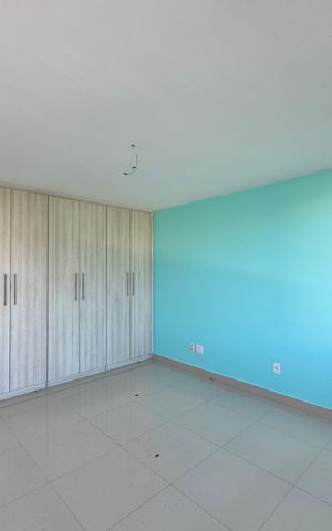 Casa de condomínio à venda com 662m², 4 quartos e 2 vagas Casa de condomínio à venda com 662m², 4 quartos e 2 vagasSuíte 3
