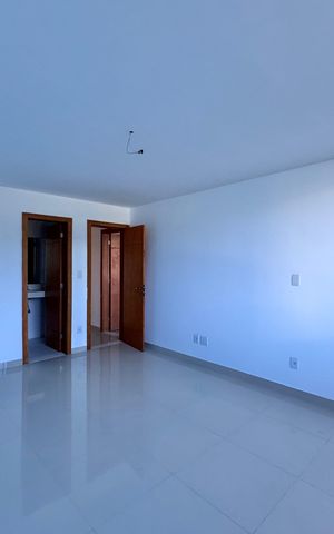 Casa de condomínio à venda com 662m², 4 quartos e 2 vagas Casa de condomínio à venda com 662m², 4 quartos e 2 vagasSuíte 2