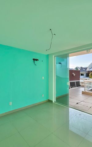Casa de condomínio à venda com 662m², 4 quartos e 2 vagas Casa de condomínio à venda com 662m², 4 quartos e 2 vagasQuarto