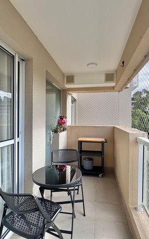 Apartamento à venda com 64m², 2 quartos e 1 vaga Apartamento à venda com 64m², 2 quartos e 1 vagaVaranda