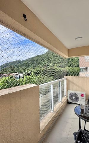 Apartamento à venda com 64m², 2 quartos e 1 vaga Apartamento à venda com 64m², 2 quartos e 1 vagaVaranda
