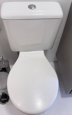 Apartamento à venda com 64m², 2 quartos e 1 vaga Apartamento à venda com 64m², 2 quartos e 1 vagaBanheiro da Suíte