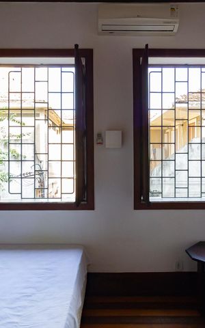 Casa à venda com 190m², 4 quartos e 2 vagas Casa à venda com 190m², 4 quartos e 2 vagasQuarto 2