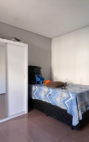 Casa à venda com 300m², 5 quartos e 3 vagas Casa à venda com 300m², 5 quartos e 3 vagasQuarto 2 - Casa 1