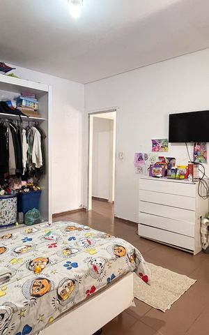Casa à venda com 300m², 5 quartos e 3 vagas Casa à venda com 300m², 5 quartos e 3 vagasQuarto 1 - Casa 1