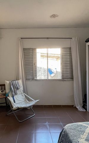 Casa à venda com 300m², 5 quartos e 3 vagas Casa à venda com 300m², 5 quartos e 3 vagasQuarto 2 - Casa 1