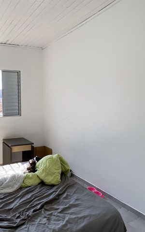 Casa à venda com 300m², 5 quartos e 3 vagas Casa à venda com 300m², 5 quartos e 3 vagasCasa 2 - Quarto