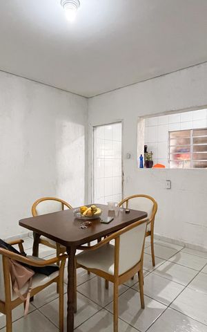Casa à venda com 300m², 5 quartos e 3 vagas Casa à venda com 300m², 5 quartos e 3 vagasSala de jantar - Casa 1