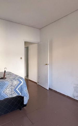 Casa à venda com 300m², 5 quartos e 3 vagas Casa à venda com 300m², 5 quartos e 3 vagasQuarto 2 - Casa 1