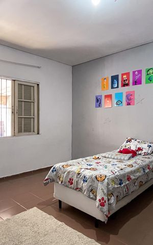 Casa à venda com 300m², 5 quartos e 3 vagas Casa à venda com 300m², 5 quartos e 3 vagasQuarto 1 - Casa 1