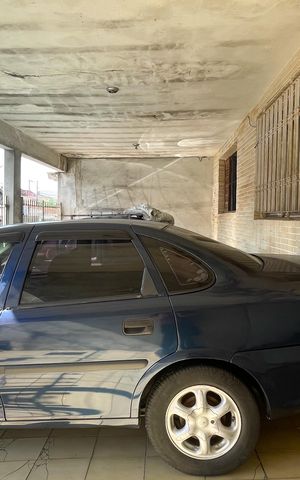 Casa à venda com 300m², 5 quartos e 3 vagas Casa à venda com 300m², 5 quartos e 3 vagasGaragem