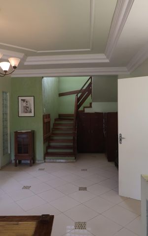 Casa para alugar com 438m², 6 quartos e 3 vagasSala 1