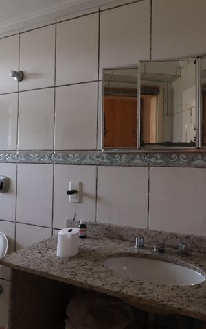 Casa para alugar com 438m², 6 quartos e 3 vagasBanheiro da Suíte 2