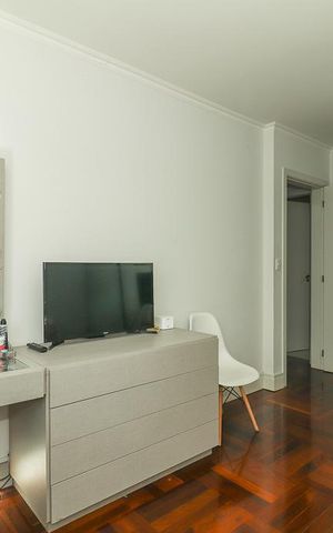 Apartamento à venda com 178m², 3 quartos e 2 vagasSuíte