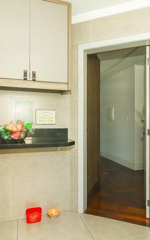 Apartamento à venda com 178m², 3 quartos e 2 vagasCozinha