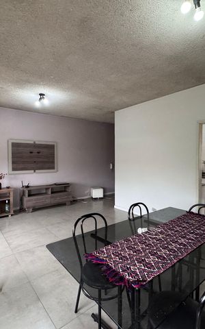 Apartamento à venda com 72m², 2 quartos e sem vaga Apartamento à venda com 72m², 2 quartos e sem vagaSala