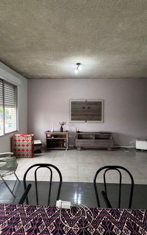 Apartamento à venda com 72m², 2 quartos e sem vaga Apartamento à venda com 72m², 2 quartos e sem vagaSala