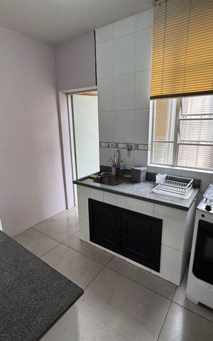 Apartamento à venda com 72m², 2 quartos e sem vaga Apartamento à venda com 72m², 2 quartos e sem vagaCozinha