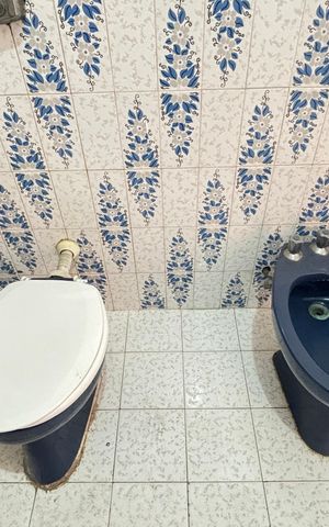 Casa à venda com 112m², 3 quartos e 2 vagas Casa à venda com 112m², 3 quartos e 2 vagasBanheiro