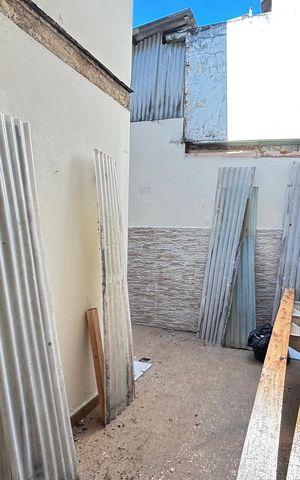Casa à venda com 112m², 3 quartos e 2 vagas Casa à venda com 112m², 3 quartos e 2 vagasÁrea de Serviço - Quintal