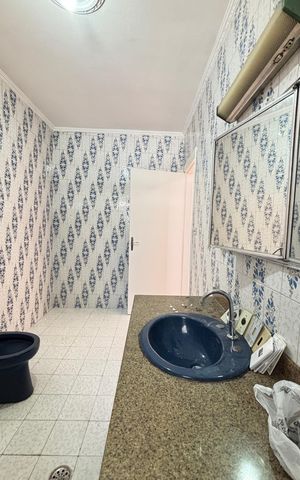 Casa à venda com 112m², 3 quartos e 2 vagas Casa à venda com 112m², 3 quartos e 2 vagasBanheiro