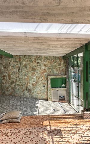 Casa à venda com 112m², 3 quartos e 2 vagas Casa à venda com 112m², 3 quartos e 2 vagasGaragem