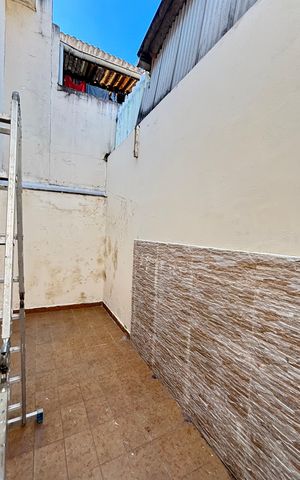 Casa à venda com 112m², 3 quartos e 2 vagas Casa à venda com 112m², 3 quartos e 2 vagasÁrea de Serviço - Quintal