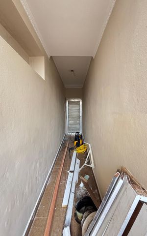 Casa à venda com 112m², 3 quartos e 2 vagas Casa à venda com 112m², 3 quartos e 2 vagasÁrea de Serviço - Quintal