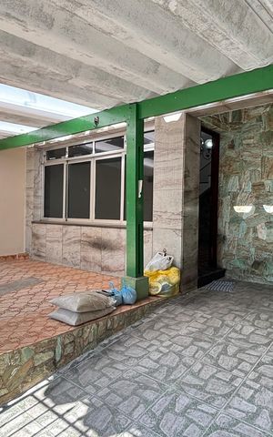 Casa à venda com 112m², 3 quartos e 2 vagas Casa à venda com 112m², 3 quartos e 2 vagasGaragem