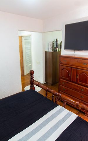 Casa à venda com 332m², 3 quartos e 6 vagas Casa à venda com 332m², 3 quartos e 6 vagasSuíte master