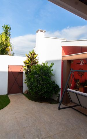 Casa à venda com 332m², 3 quartos e 6 vagas Casa à venda com 332m², 3 quartos e 6 vagasÁrea comum