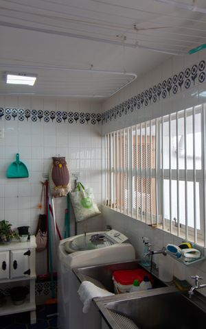 Casa à venda com 332m², 3 quartos e 6 vagas Casa à venda com 332m², 3 quartos e 6 vagasÁrea de Serviço