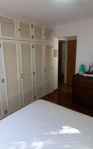 Casa à venda com 332m², 3 quartos e 6 vagas Casa à venda com 332m², 3 quartos e 6 vagasSuíte 2