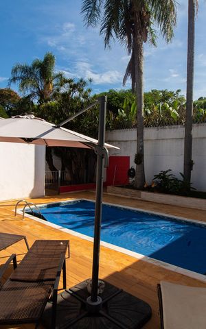 Casa à venda com 332m², 3 quartos e 6 vagas Casa à venda com 332m², 3 quartos e 6 vagasÁrea comum