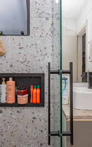 Casa à venda com 110m², 2 quartos e 2 vagasBanheiro da Suíte
