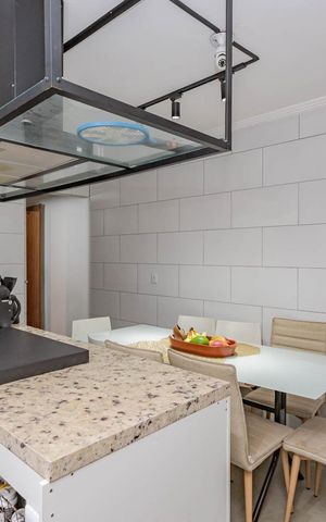Casa à venda com 110m², 2 quartos e 2 vagasCozinha