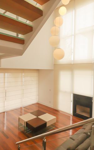 Casa de condomínio à venda com 410m², 4 quartos e 5 vagas Casa de condomínio à venda com 410m², 4 quartos e 5 vagasSala