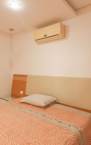 Casa de condomínio à venda com 410m², 4 quartos e 5 vagas Casa de condomínio à venda com 410m², 4 quartos e 5 vagasSuíte 1