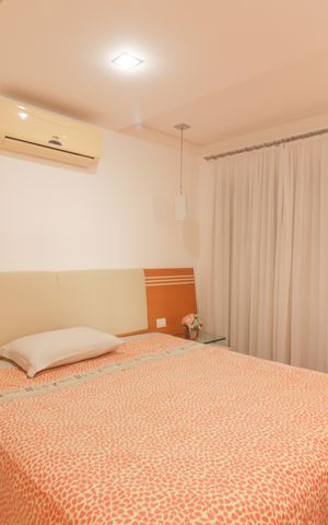 Casa de condomínio à venda com 410m², 4 quartos e 5 vagas Casa de condomínio à venda com 410m², 4 quartos e 5 vagasSuíte 1