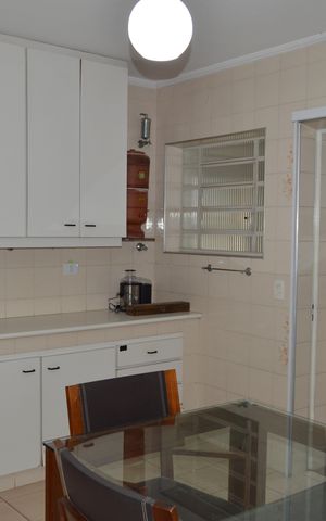 Casa à venda com 200m², 3 quartos e 2 vagasCozinha