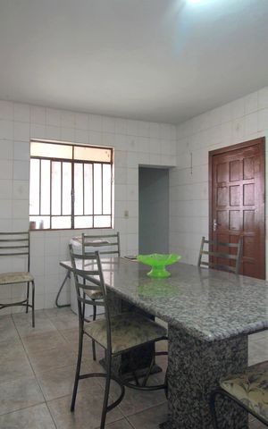Casa à venda com 360m², 4 quartos e 1 vagaCozinha